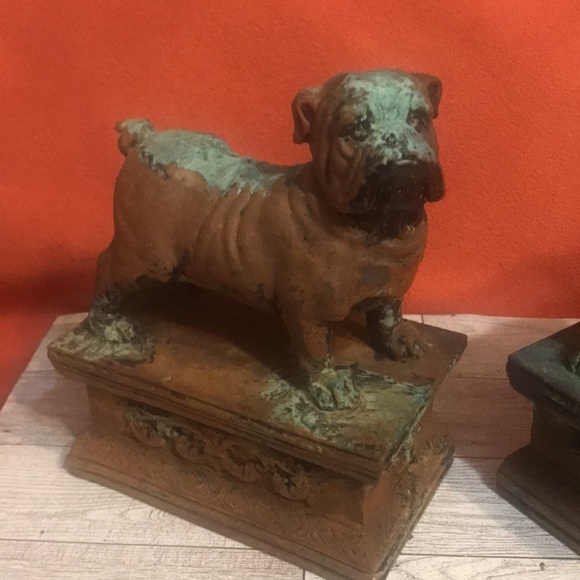 Bulldog Statue set / bookends - Picture 2 of 8